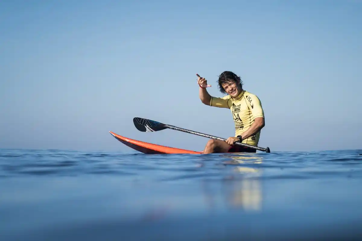 Cosoleto y Rogers avanzan  en el SUP surf