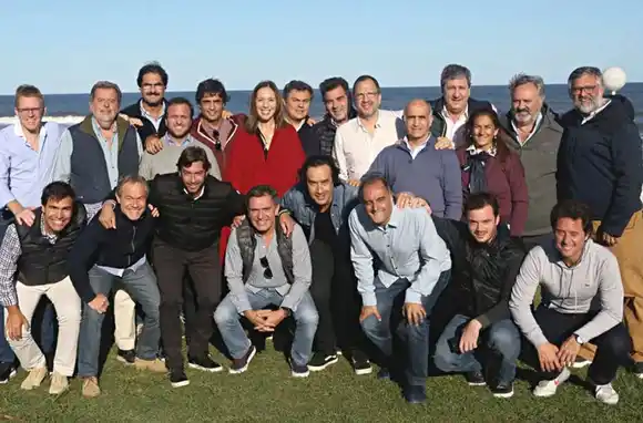 Vidal y su gabinete comienzan otro "retiro espiritual" en Chapadmalal