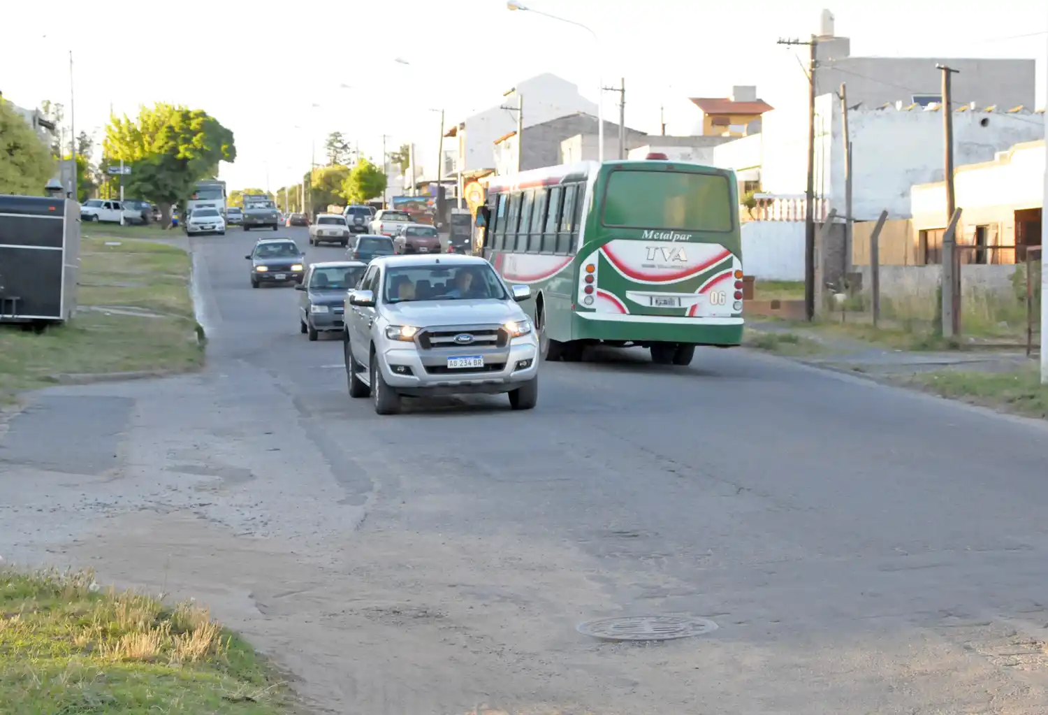 Vecinos de Lunghi y Dagnac piden un semáforo o alguna solución por el intenso tráfico en la zona