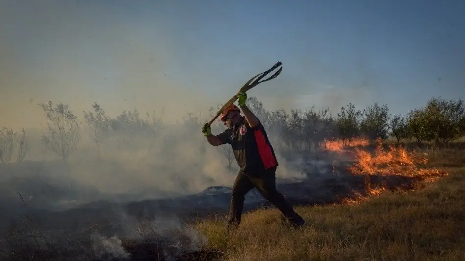 Jefe de bomberos de Sierra de los Padres: "el fenómeno de la triple niña está comprometiendo a toda la región."