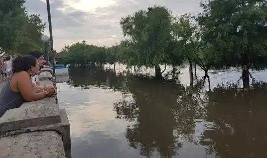 El río quedó por debajo de los 4 metros y hay buena expectativas