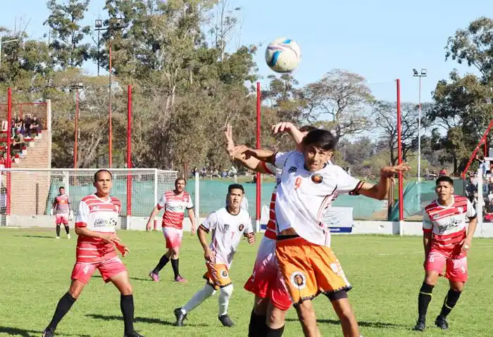 Santa María, Libertad y Colegiales  arrancaron con triunfos