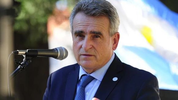 Agustín Rossi anunció que será candidato y adelantó cuál será su primera medida si llega a ser electo presidente