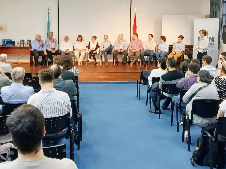 La UTN Concordia celebró los 40 años de Ingeniería Eléctrica