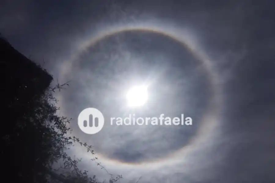 Sorpresa en el cielo de Rafaela: ¿por qué hubo un "arcoíris" alrededor del Sol?