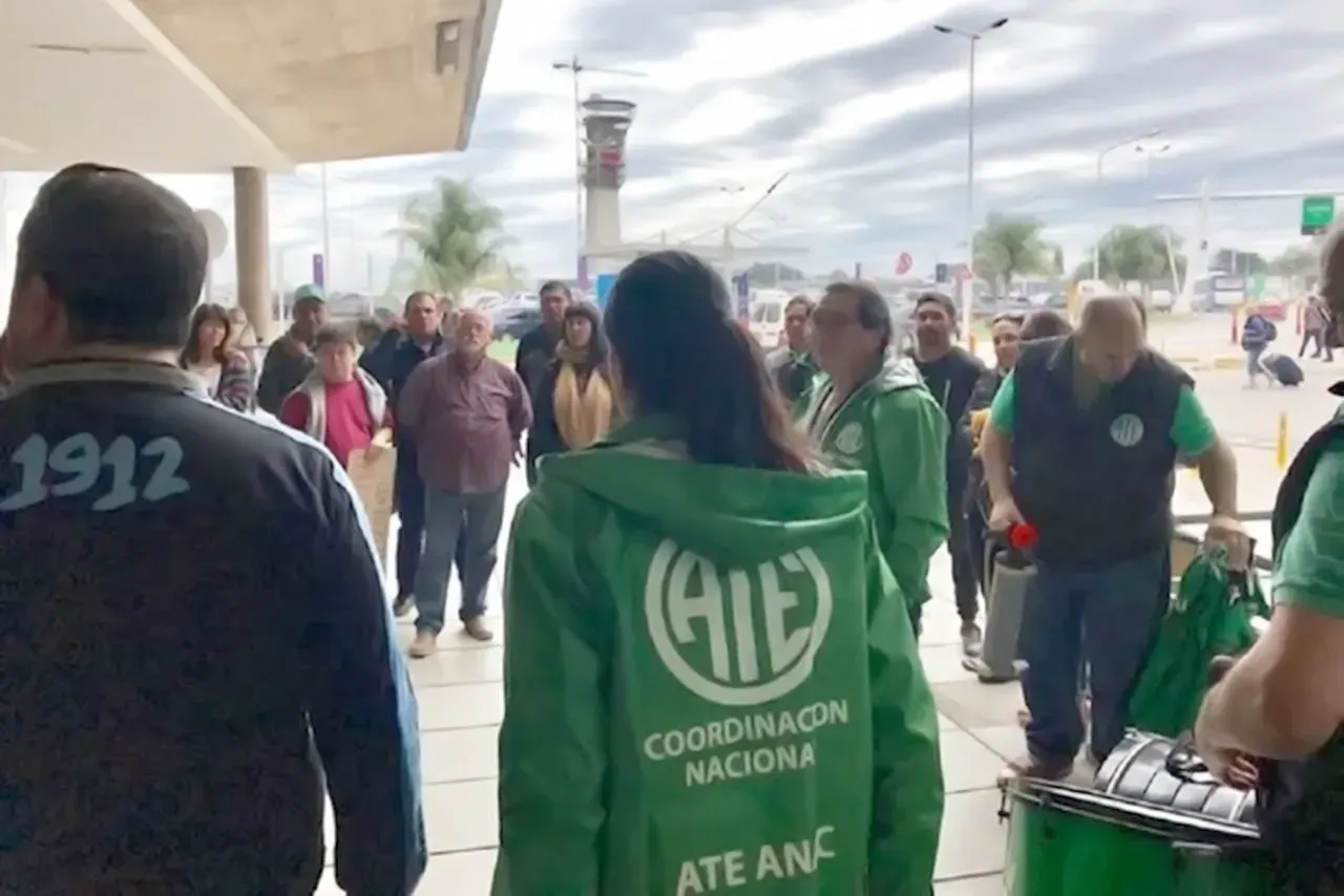El paro de los trabajadores de ATE/ANAC de mañana no afectará las operaciones aéreas