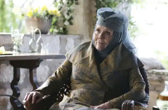 Murió Diana Rigg, estrella de "Los vengadores" en los sesenta