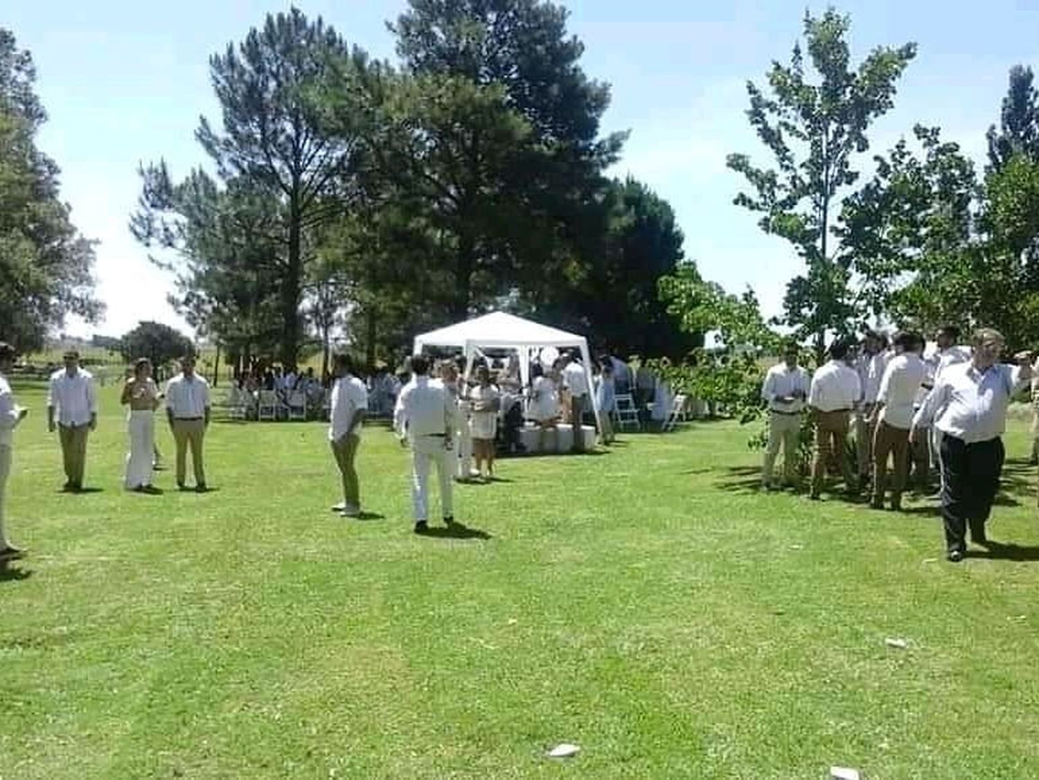 Eventos con hasta 100 personas: qué tipo de actividades son las autorizadas y cómo serán los controles