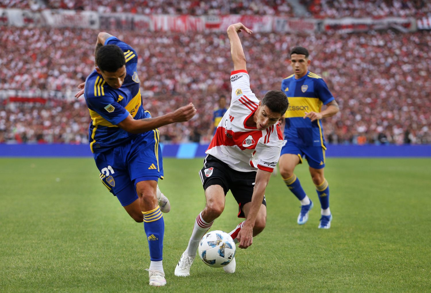 "Nacho" Fernández es habitual titular en River.