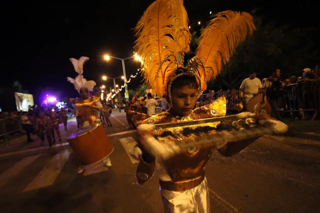A la vera de la Setúbal, la ciudad vive los “Carnavales entre todos”