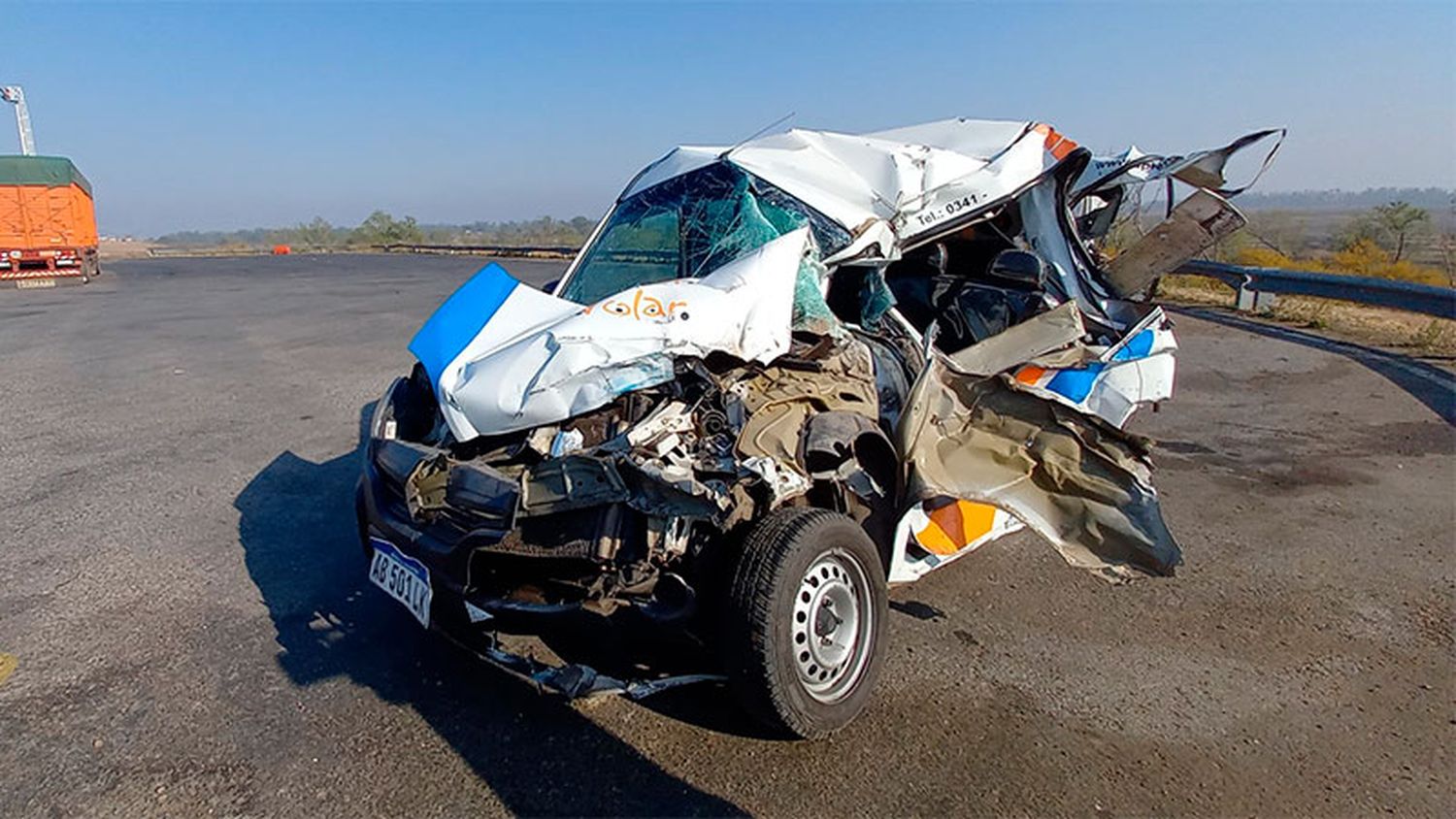 Un choque múltiple en Entre Ríos involucró a varios camiones, autos y un utilitario: un conductor se salvó de milagro