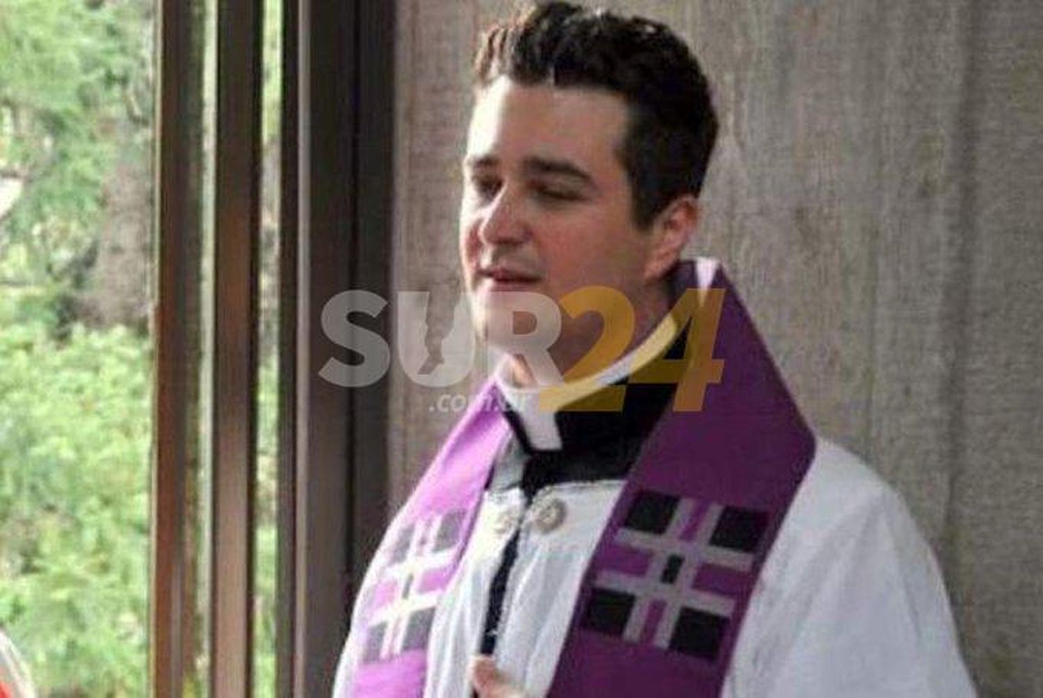 Escándalo: detuvieron a un cura adicto a las drogas y al sexo que estafó a sus fieles