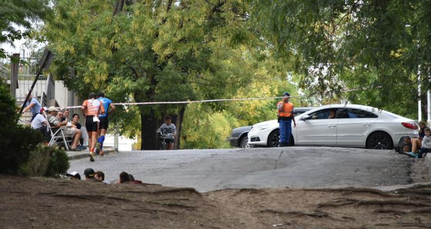 Toughman borró de Facebook una publicación en la que recibió duras críticas por el triatlón organizado el domingo