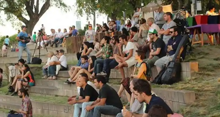 Sonidos a la intemperie, en la isla