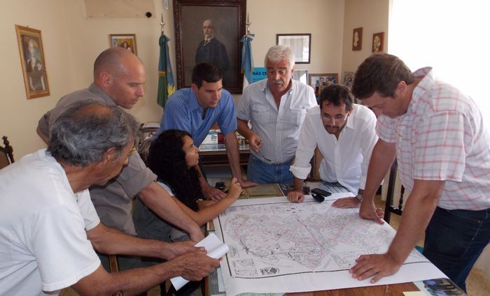Incendio en sierras de Tornquist: Reunión de autoridades provinciales, municipales y vecinos