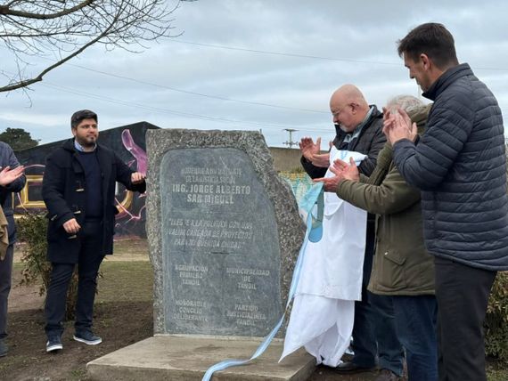 Se inauguró la Plaza Jorge San Miguel en homenaje al dirigente del peronismo tandilense