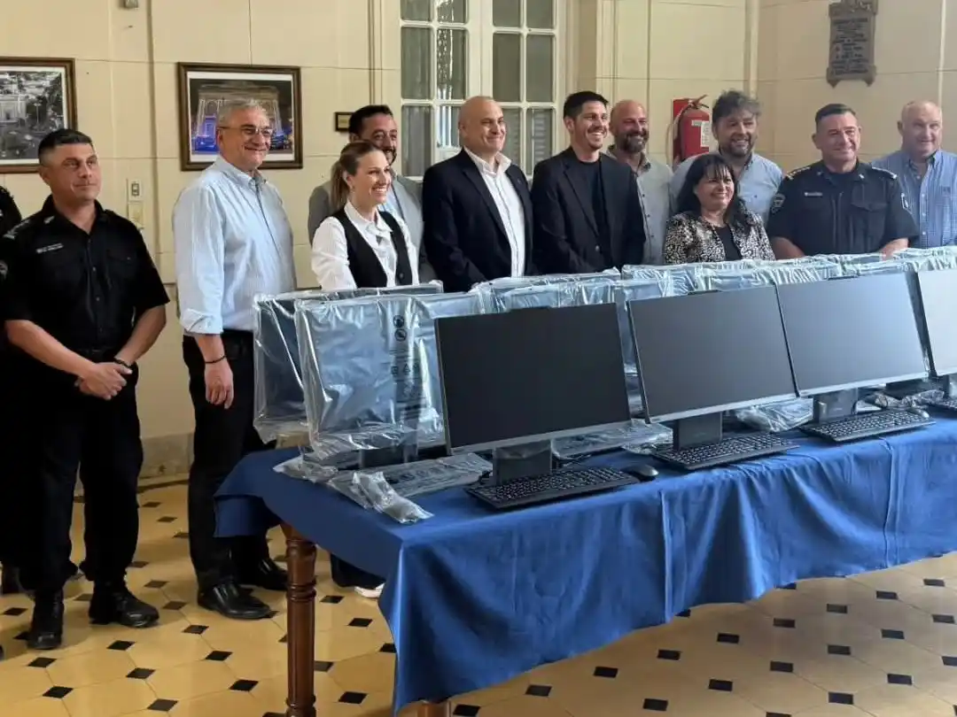 La Jefatura de Policía participó del derribo del búnker de Frontera y reuniones con autoridades ministeriales - 3