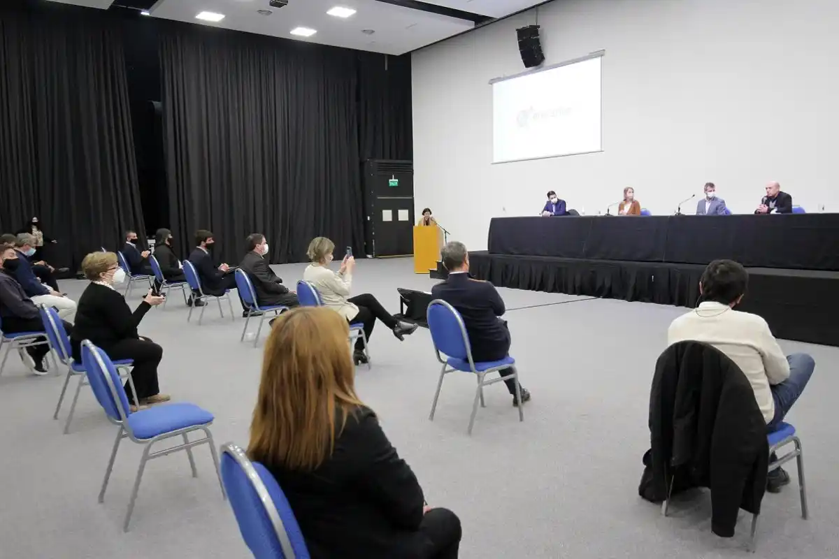 Invertirán más de 13 millones en obras en Larroque y General Galarza