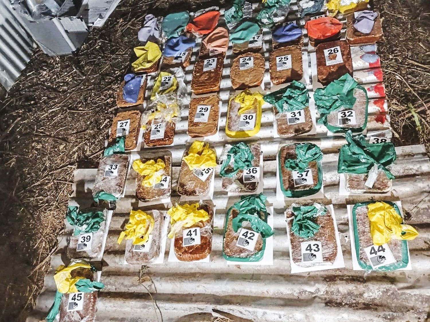 Hallan pasta base de cocaína en la costa del río Paraná