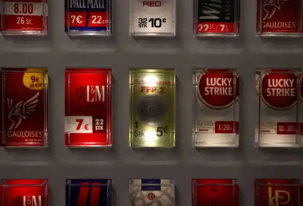 CIGARRILLOS DE CONTRABANDO invaden el mercado en Venezuela