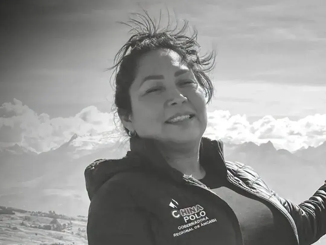 Asesinaron a una periodista y candidata a gobernadora durante un acto de campaña en Perú
