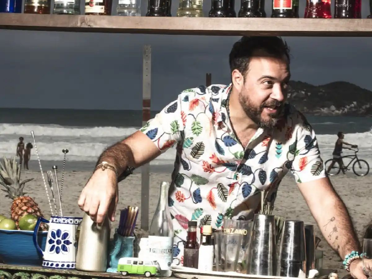 Tato Giovannoni: “El trago más típicamente argentino es el fernet con cola”