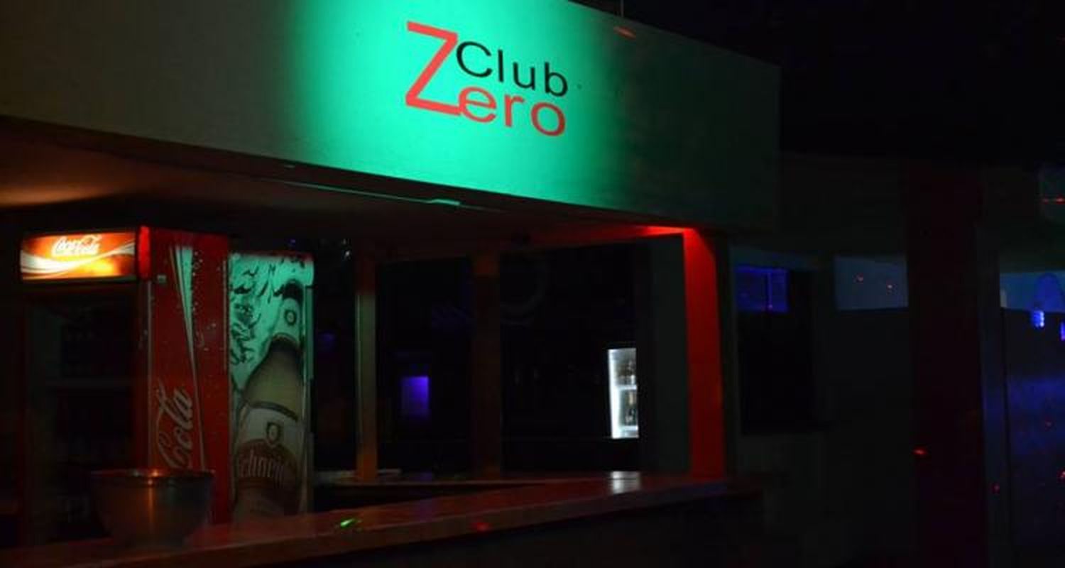 Lo golpeó personal de seguridad de un boliche y terminó internado