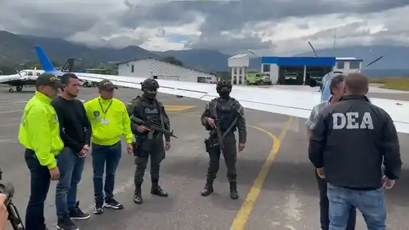 Extraditan al terrible narco el «Gato Farfán»