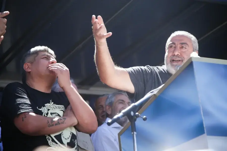 La CGT se movilizó y reunió a una multitud frente al Congreso