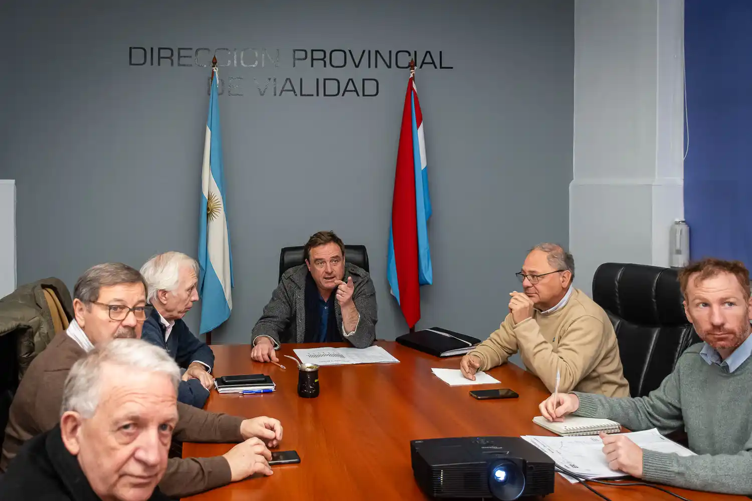 Se trabaja en la conservación de caminos rurales para garantizar el desarrollo económico provincial