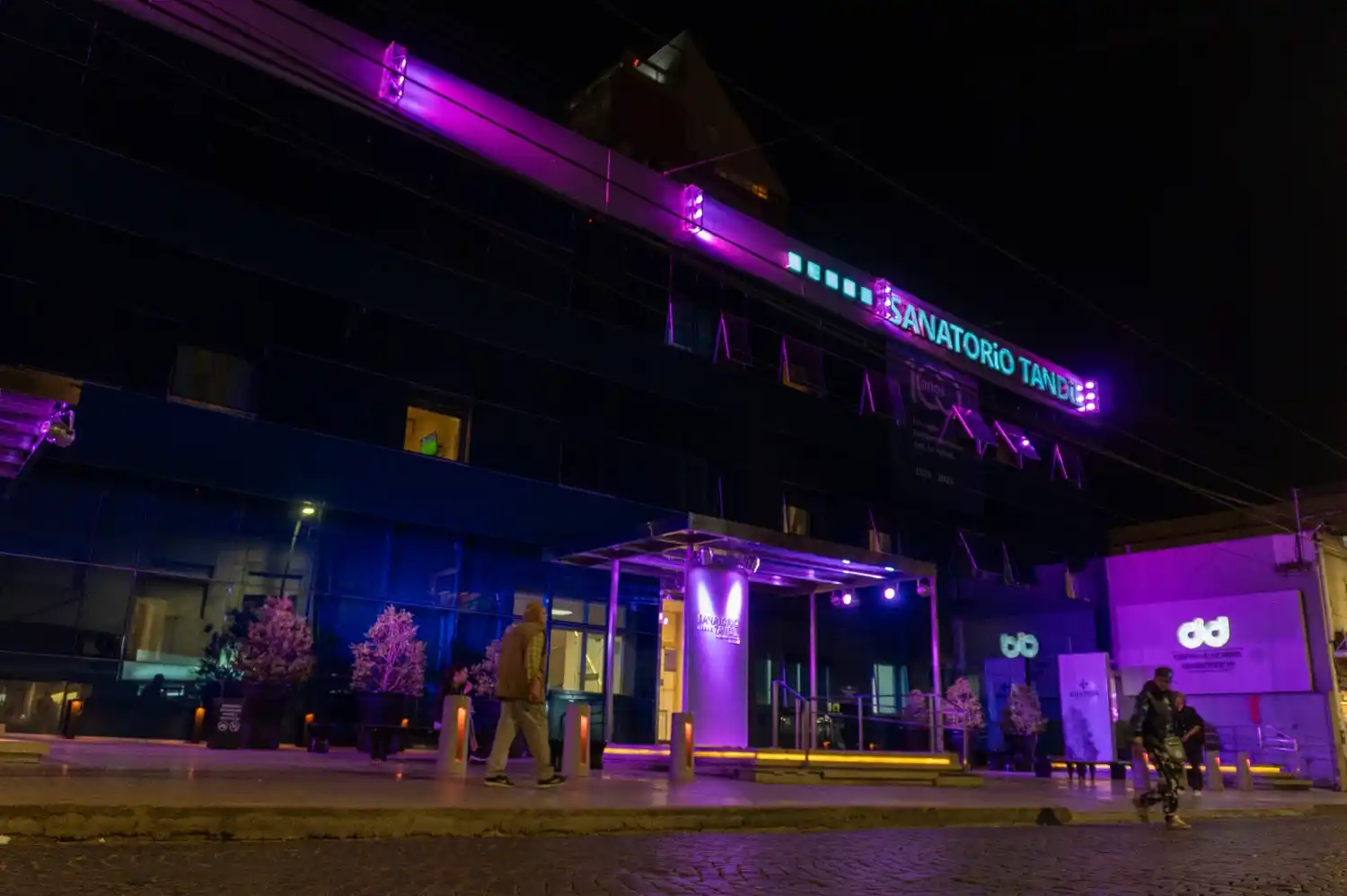 Sanatorio Tandil en el mes del cáncer de mama.