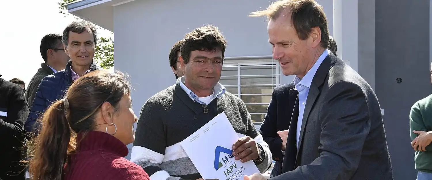 Bordet afirmó que profundizará la política de construcción de viviendas