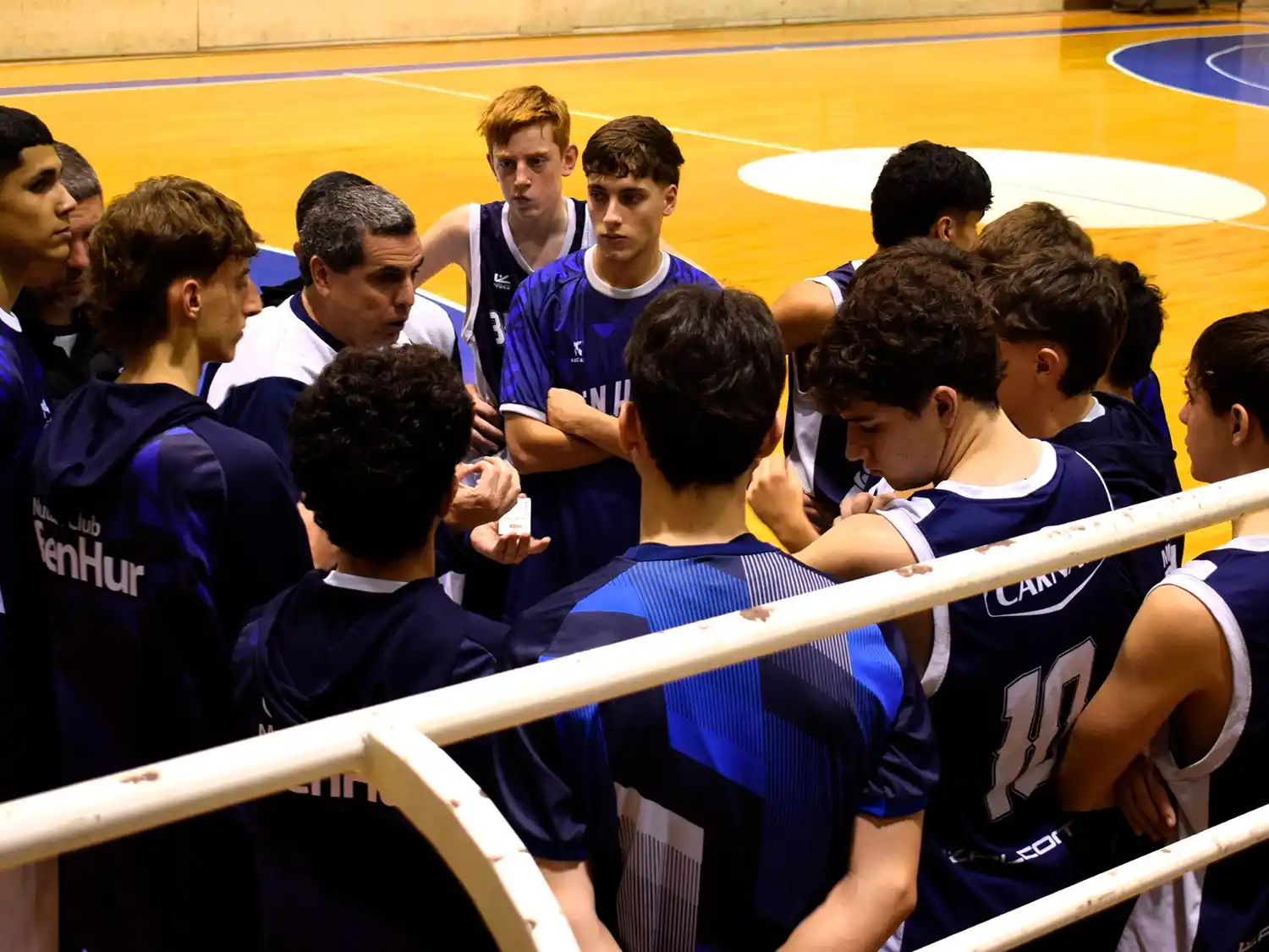 El Lobo sumó 1 victoria y 1 derrota para clasificar a la siguiente instancia.Foto:@clubbenhur