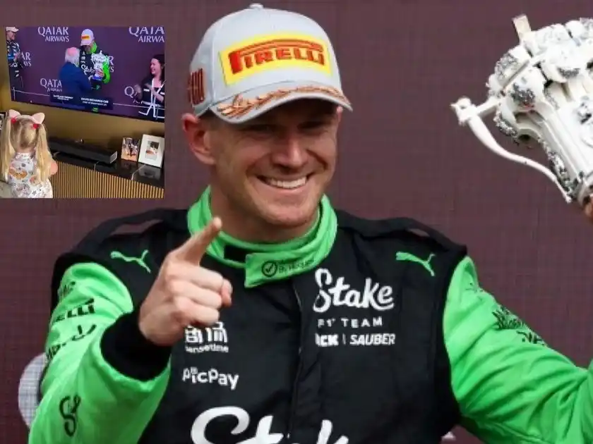 Nico Hulkenberg admirado por su hiba tras el podio en Silverstone.