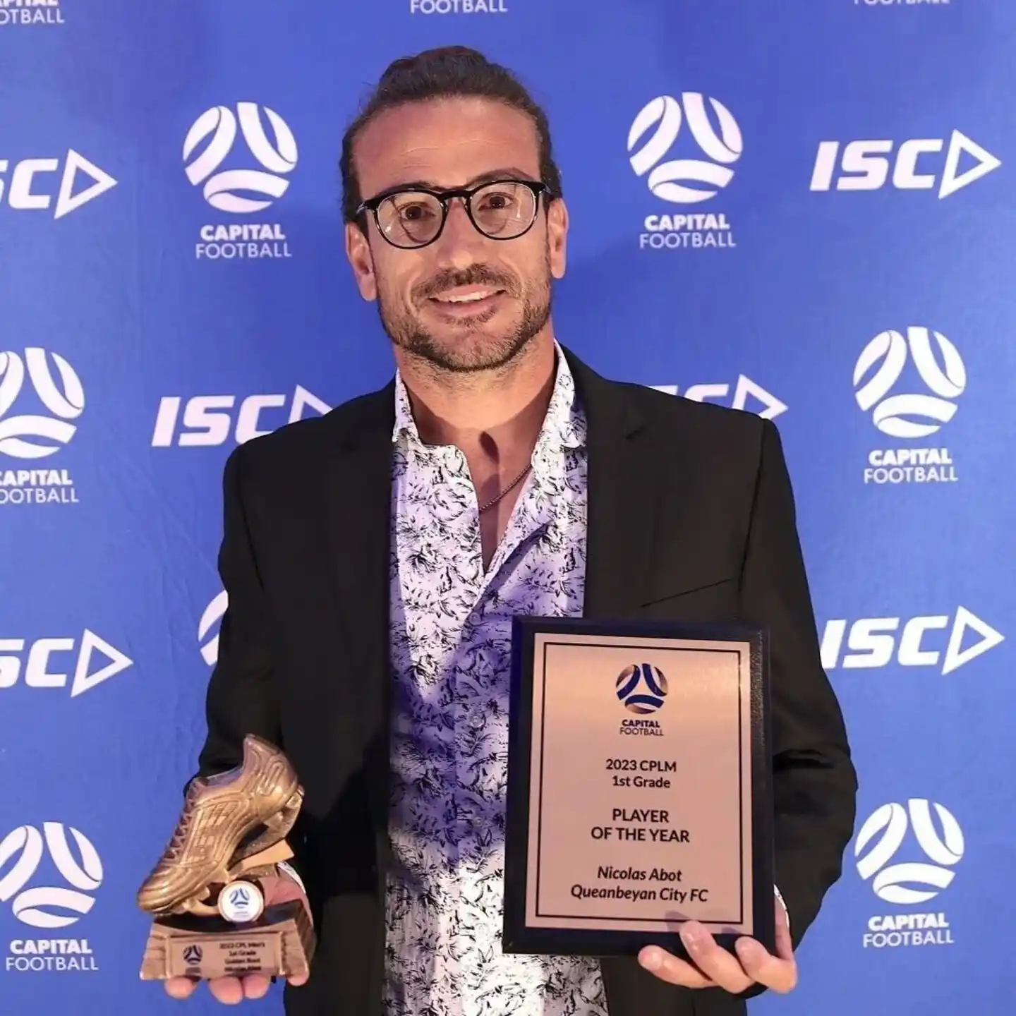 Nicolás “El Mochilero del Fútbol” Abot: el argentino que convirtió el mundo en su cancha y sigue persiguiendo la pelota a los 40 años