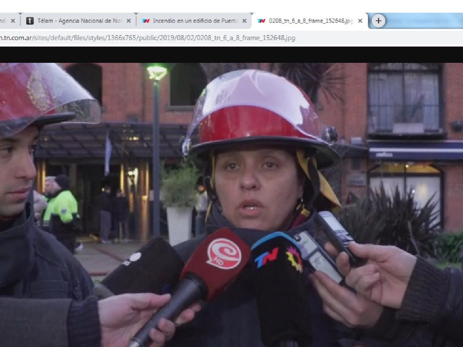 Incendio en un edificio de Puerto Madero: trasladaron a cinco vecinos al hospital Argerich