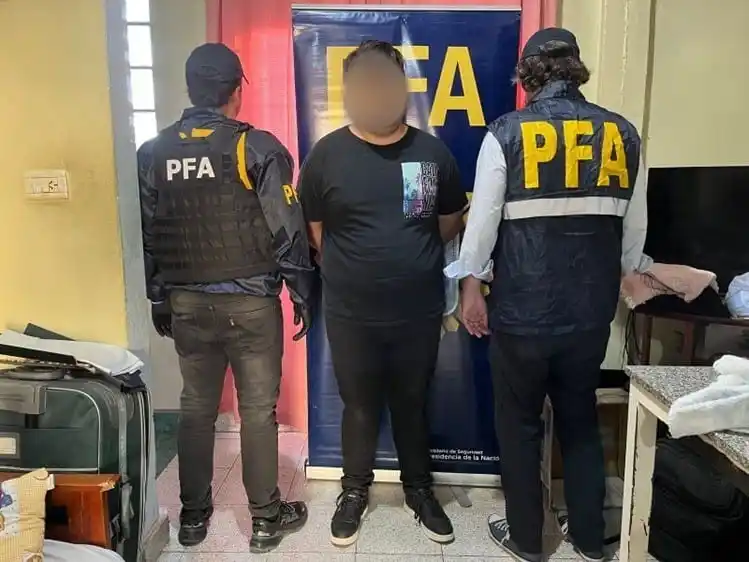 El detenido tiene 21 años