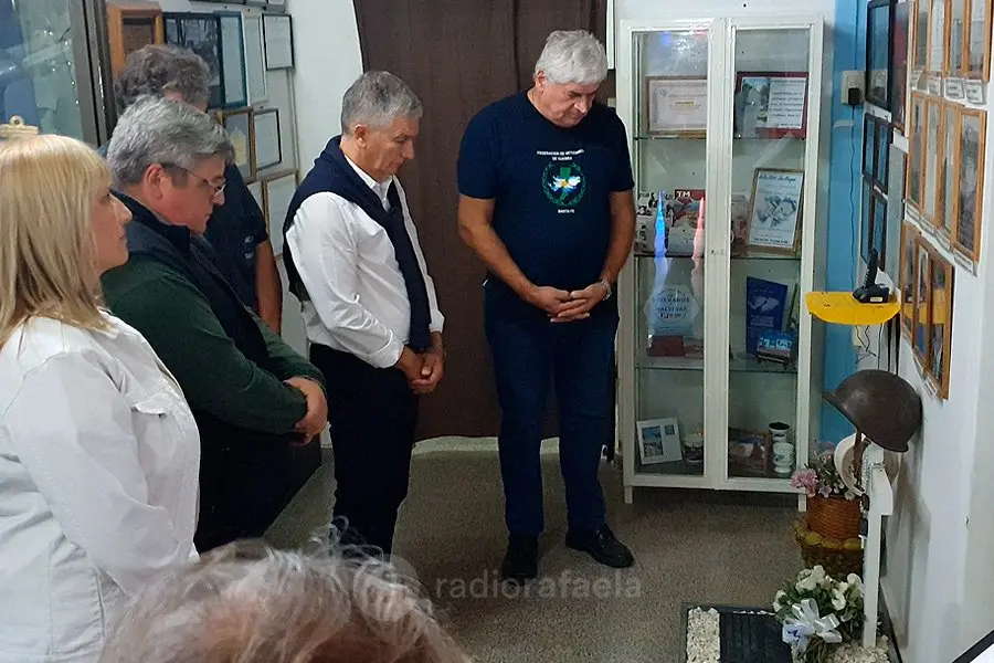 Emotiva vigila por el 2 de abril en el centro de Ex Combatientes de Malvinas