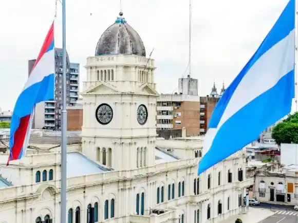 Esta semana inicia el cronograma de pagos de aguinaldo a empleados públicos de la provincia