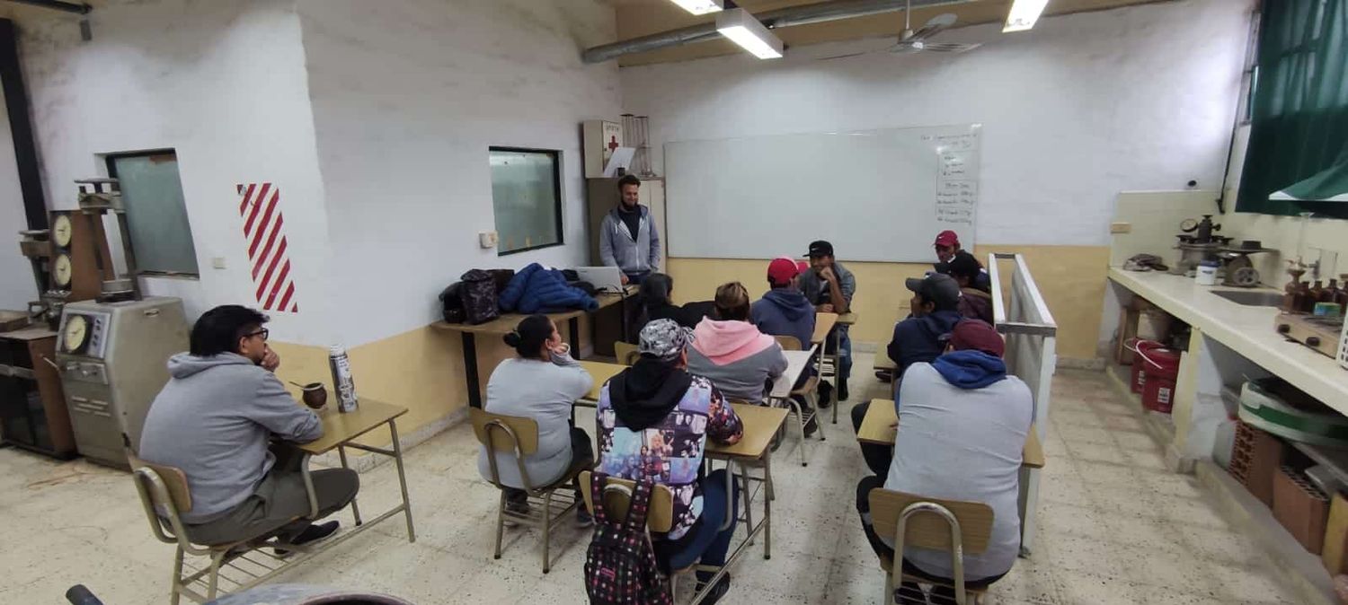 Fabricarán bloques de cemento con plástico reciclado en la Planta de Clasificación de Residuos