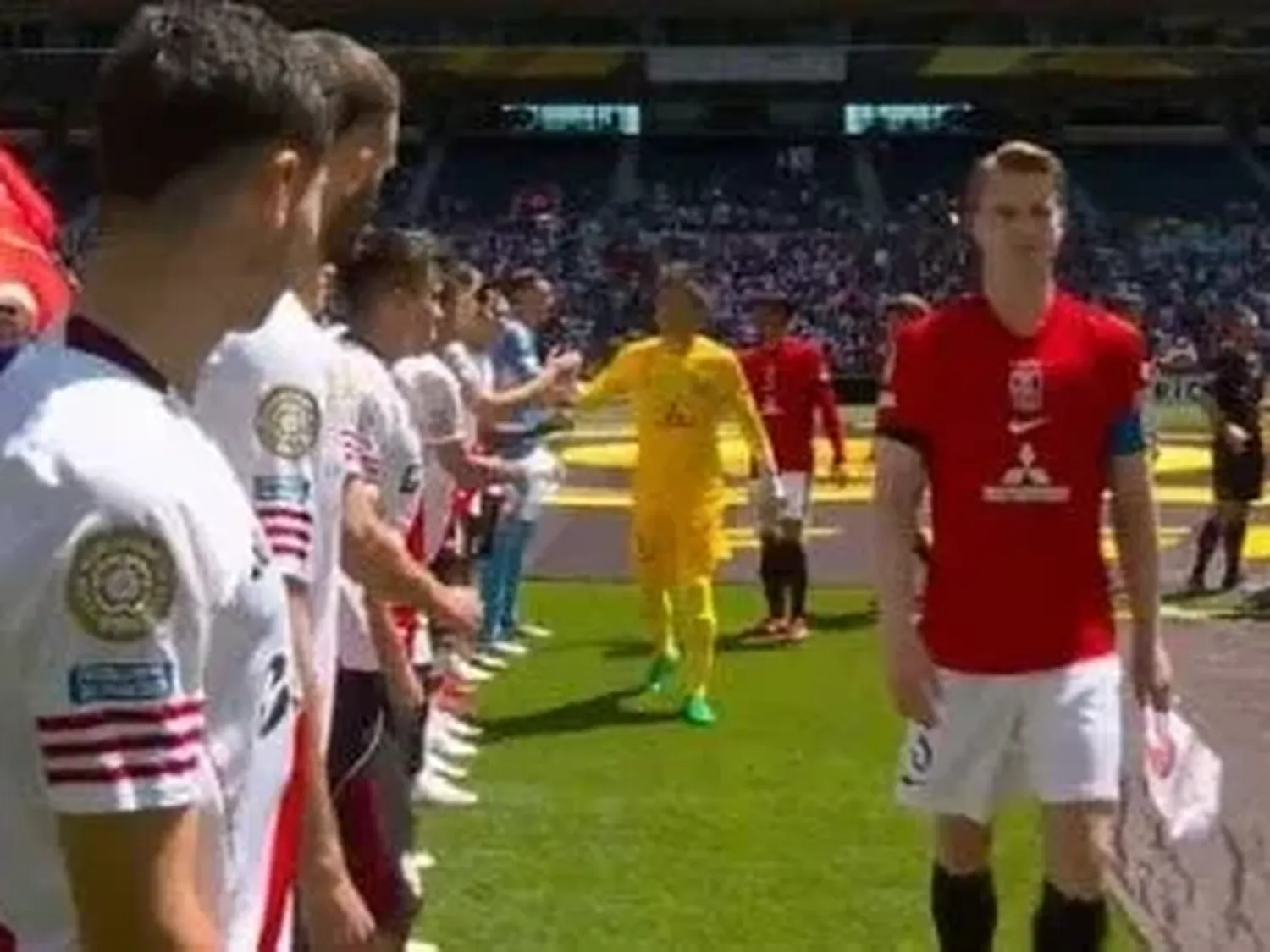 El capitán de los Urawa Red Diamonds explicó por qué no saludó a los jugadores de River en el Mundial de Clubes.