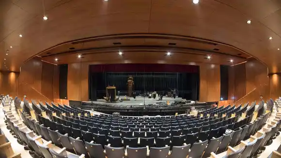 El Ministerio de Cultura de Ciudad de Buenos Aires presentó la temporada teatral 2025 en el Teatro Tronador