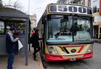 ¿Cómo afectará el nuevo sentido de circulación de Larrea al recorrido del colectivo?