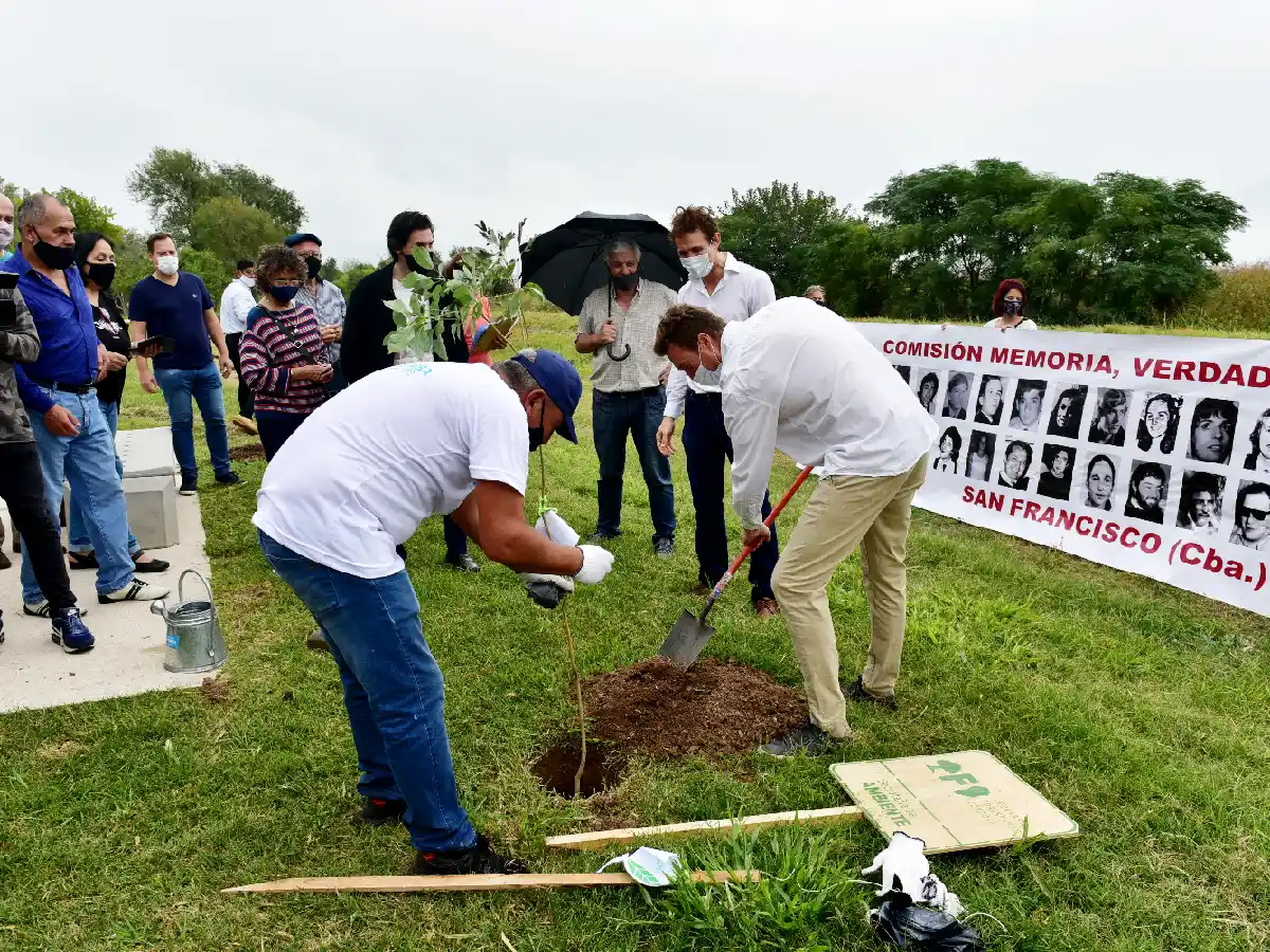 San Francisco inauguró su Bosque de la Memoria 