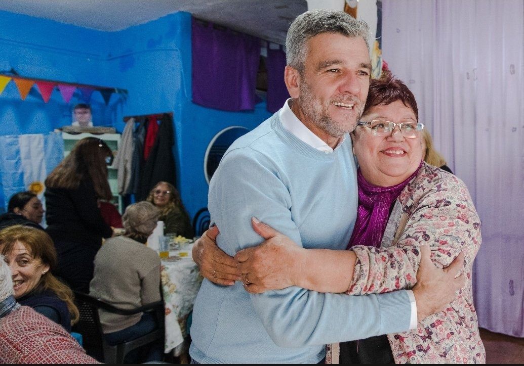 Zabaleta con Micaela Navill