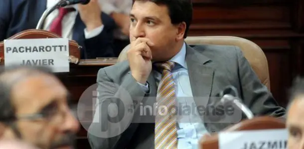 La Plata: Concejal massista a las trompadas