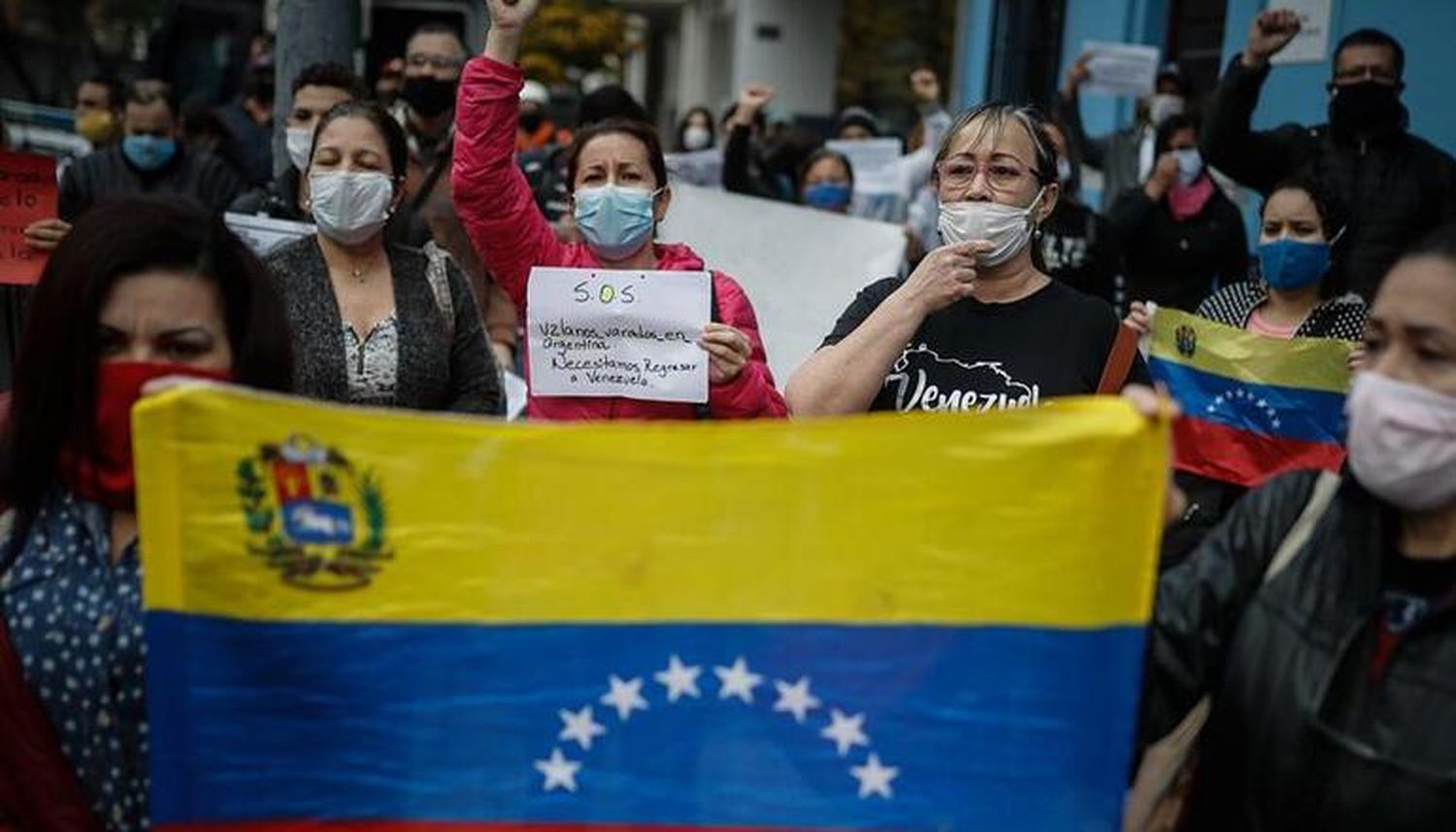 Venezolanos varados en Argentina ya pueden regresar: deben pagar  1.200 dólares