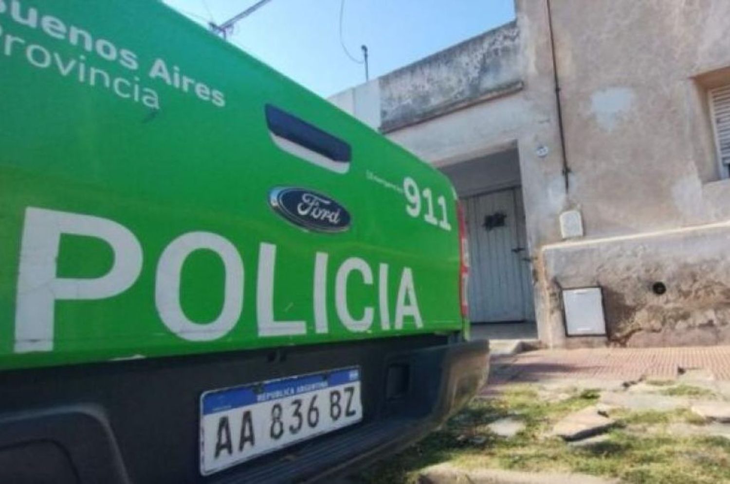 Buenos Aires: mató de tres balazos a su mujer delante de sus hijos y se suicidó