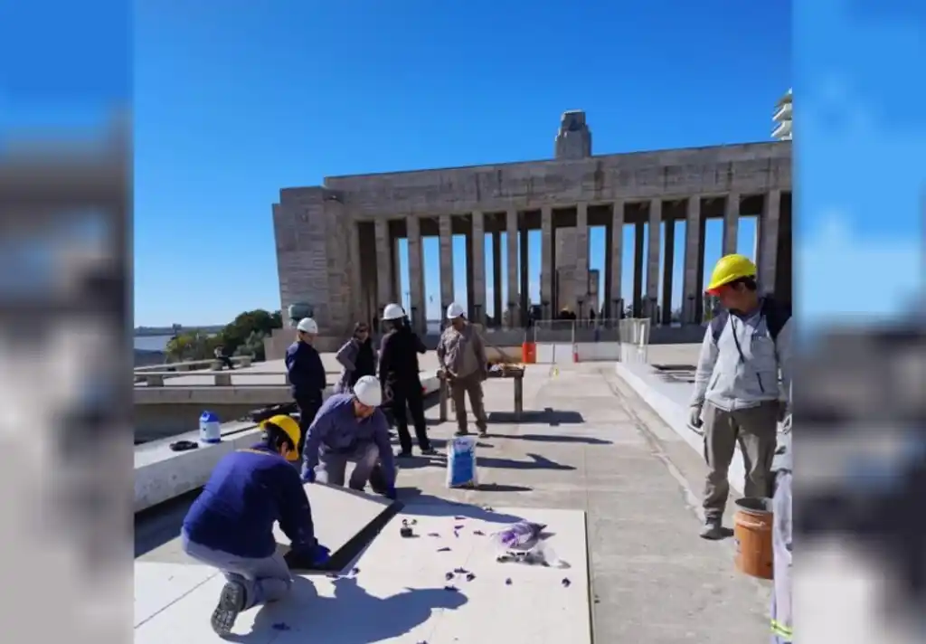 Restauran el Monumento a la Bandera