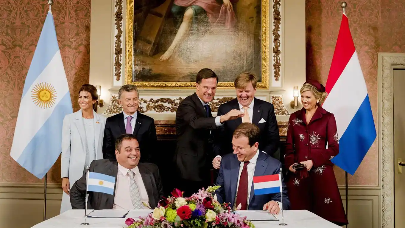 Macri visitó la Corte de La Haya